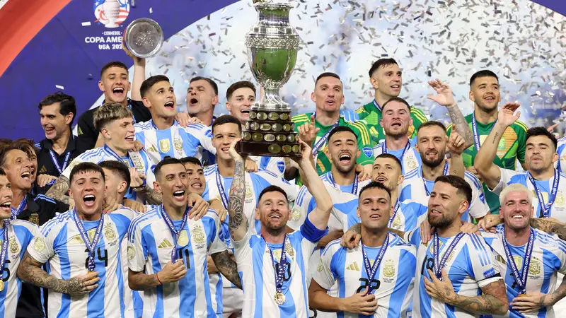 Sundabetlink - Messi dan kawan-kawan berhasil membawa pulang piala Copa America untuk kedua kalinya berturut turut- Sundabetlink